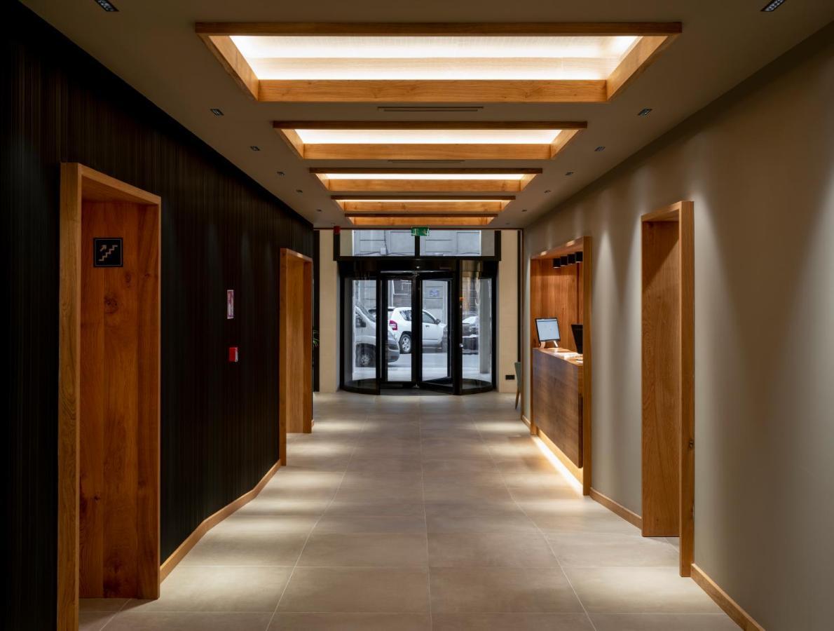 Hotel Ciudad De Логроньо Екстериор снимка