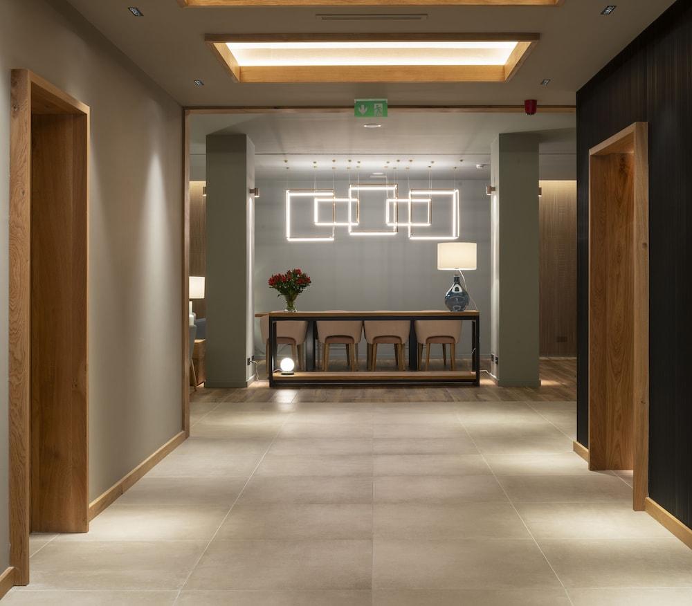 Hotel Ciudad De Логроньо Екстериор снимка